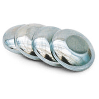 Klippo Sats med fyra navkapslar.